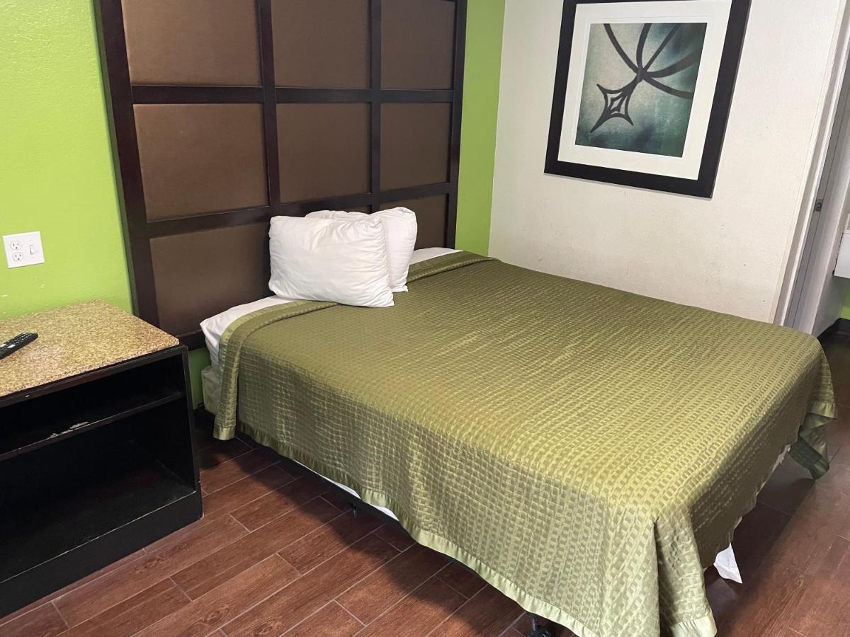 Sunrise Extended Stay Hotel Montgomery Bagian luar foto